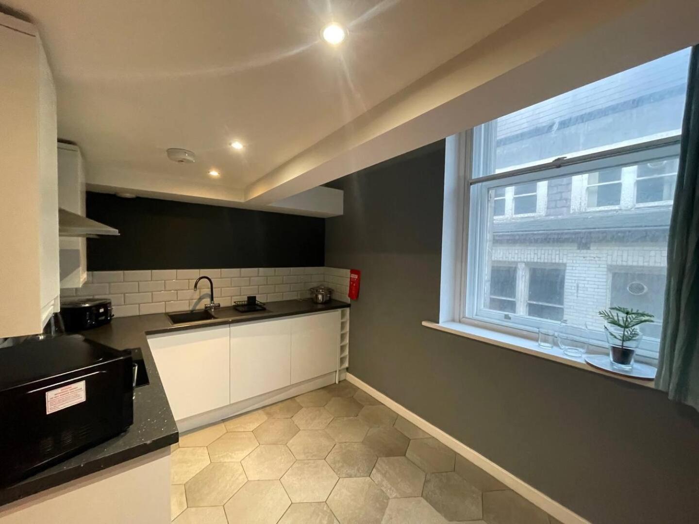 Halifax House Apartment ลิเวอร์พูล ภายนอก รูปภาพ